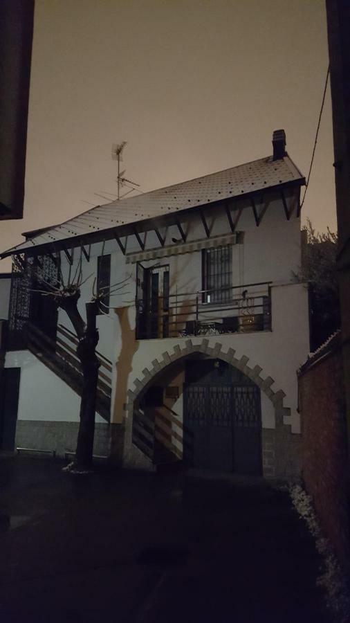 Typical Mountain Mansarda Close To Fiera Rho Milano Mind 페로 외부 사진
